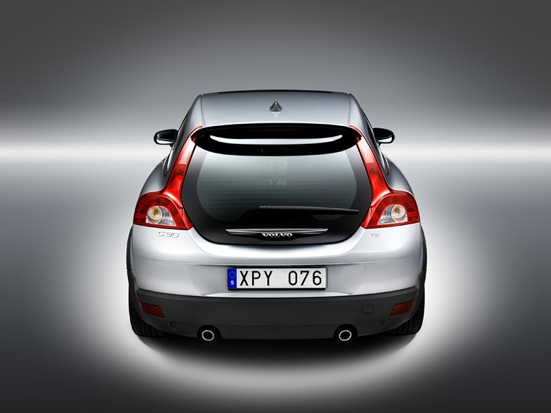 Volvo C30: 2x4 = dwoje drzwi i cztery fotele (pierwsze oficjalne informacje)