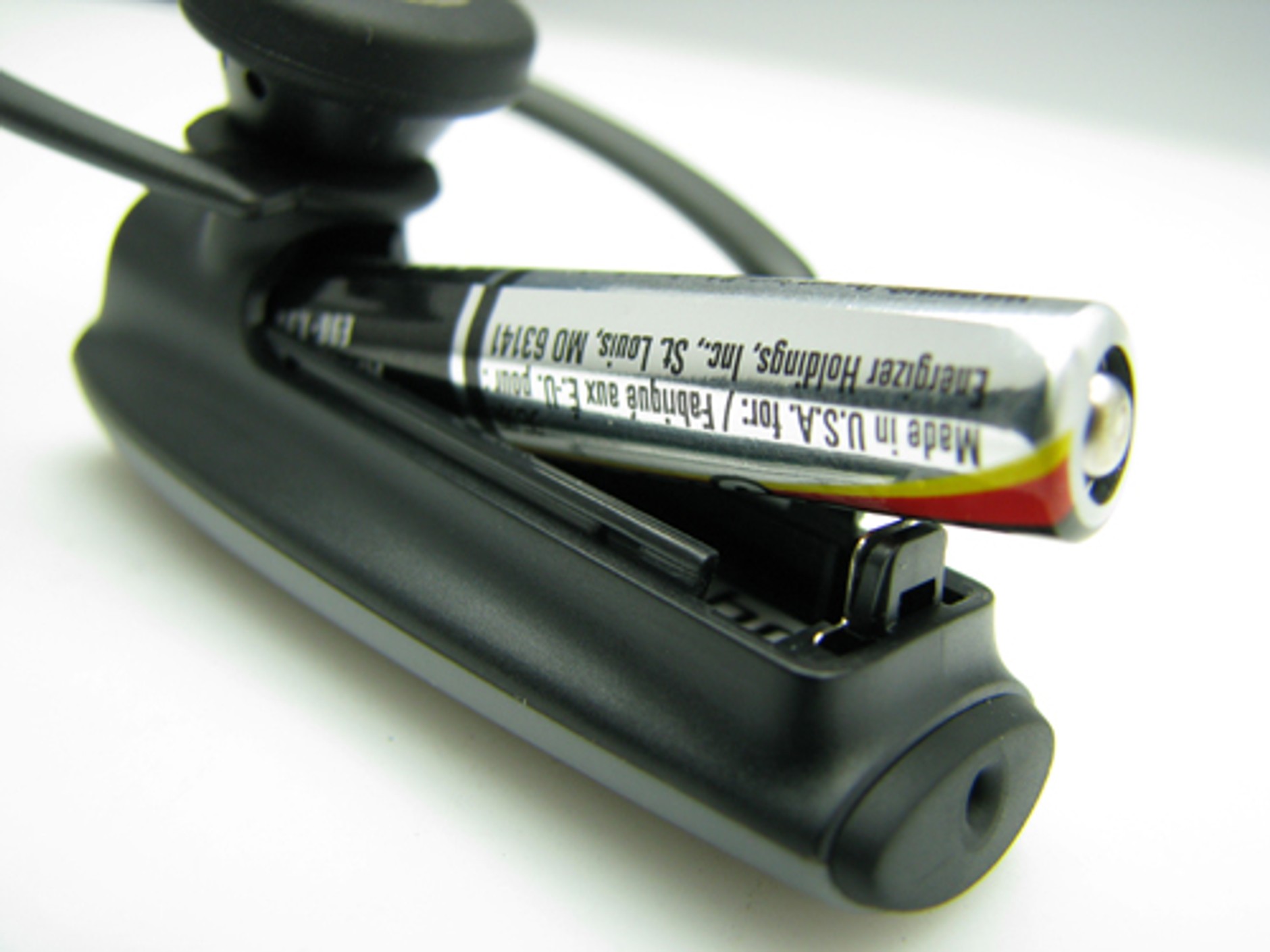 Bezpieczna konwersacja - test zestawów słuchawkowych