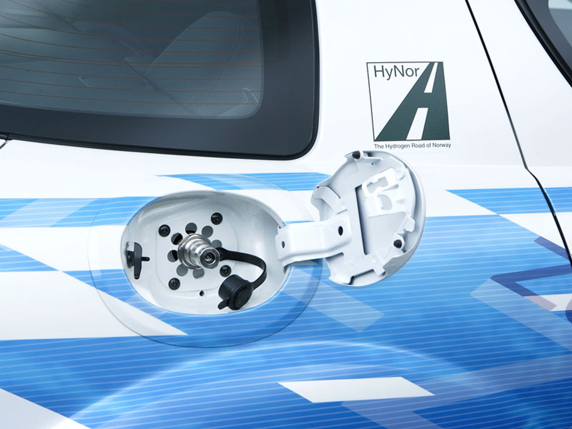 Mazda RX-8 Hydrogen RE rozpoczęła jazdy w Norwegii