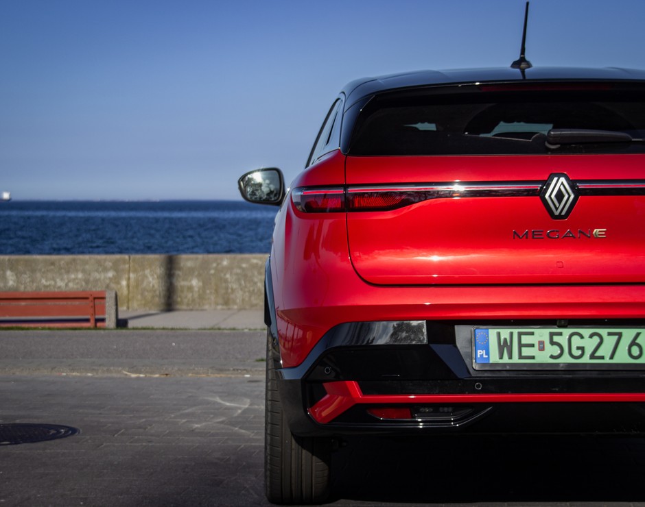 Renault Megane E-Tech elektryczny