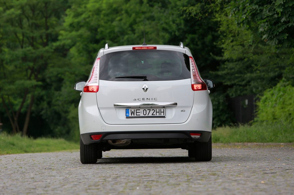 Renault Grand Scenic 1.6 dCi: Dynamiczny i oszczędny van | Test i Opinie
