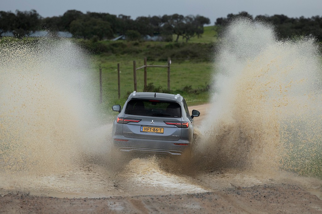 Nowy Mitsubishi Outlander PHEV