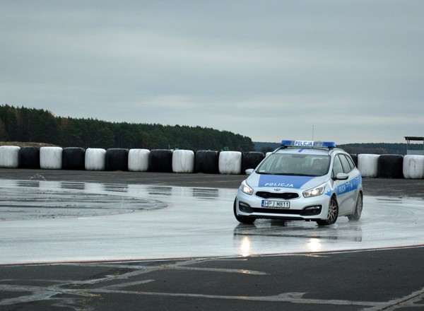 Grupa “SPEED” przygotowana na piratów. Szkoliła się na torze