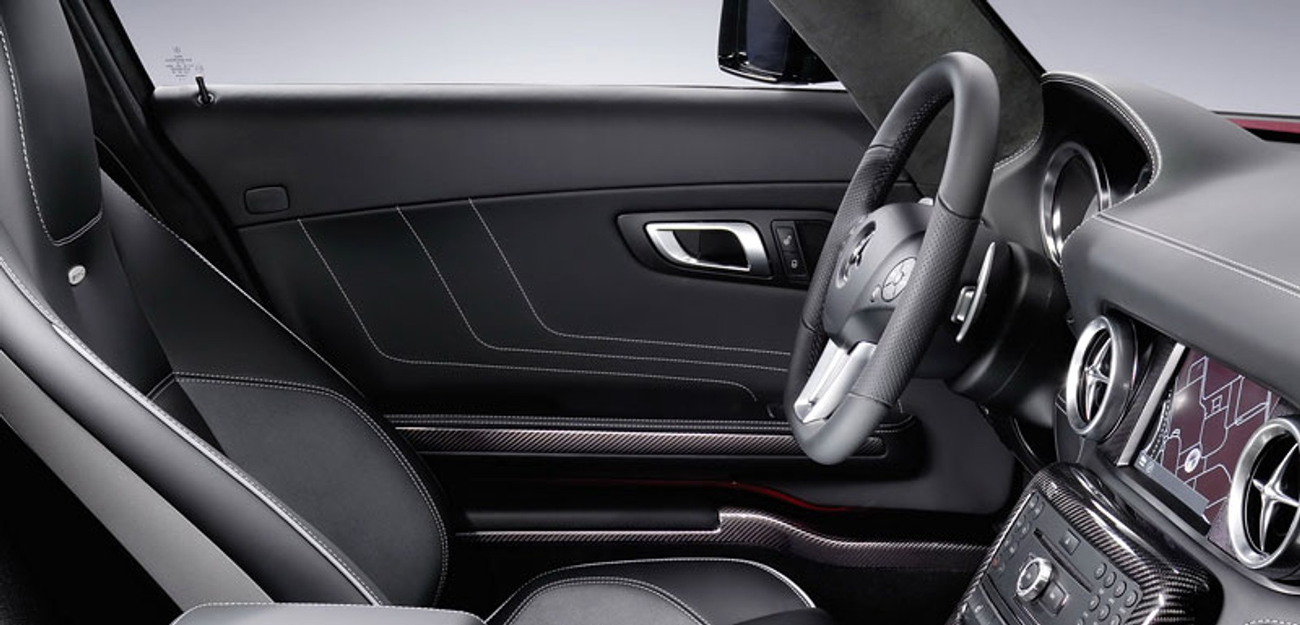 IAA Frankfurt 2009: Mercedes-Benz SLS AMG – Gullwing XXI wieku, pierwsze wrażenia