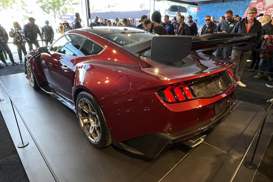Ford Mustang GTD na ekspozycji marki na 24h Le Mans
