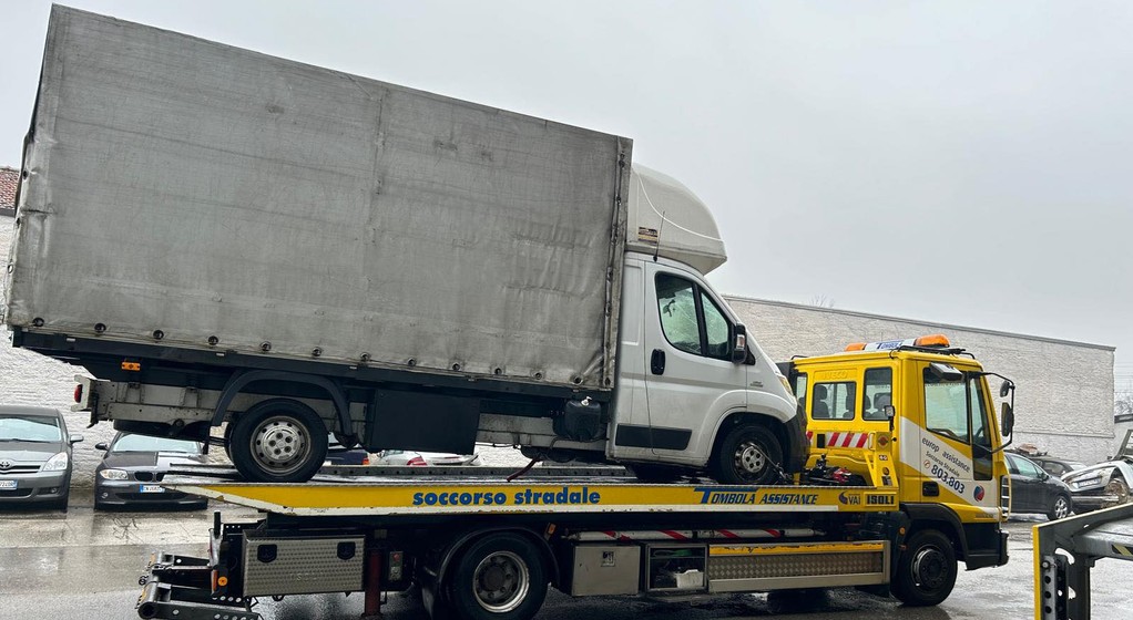 Zatrzymany we Włoszech Fiat Ducato wykorzystywany do przestępstw