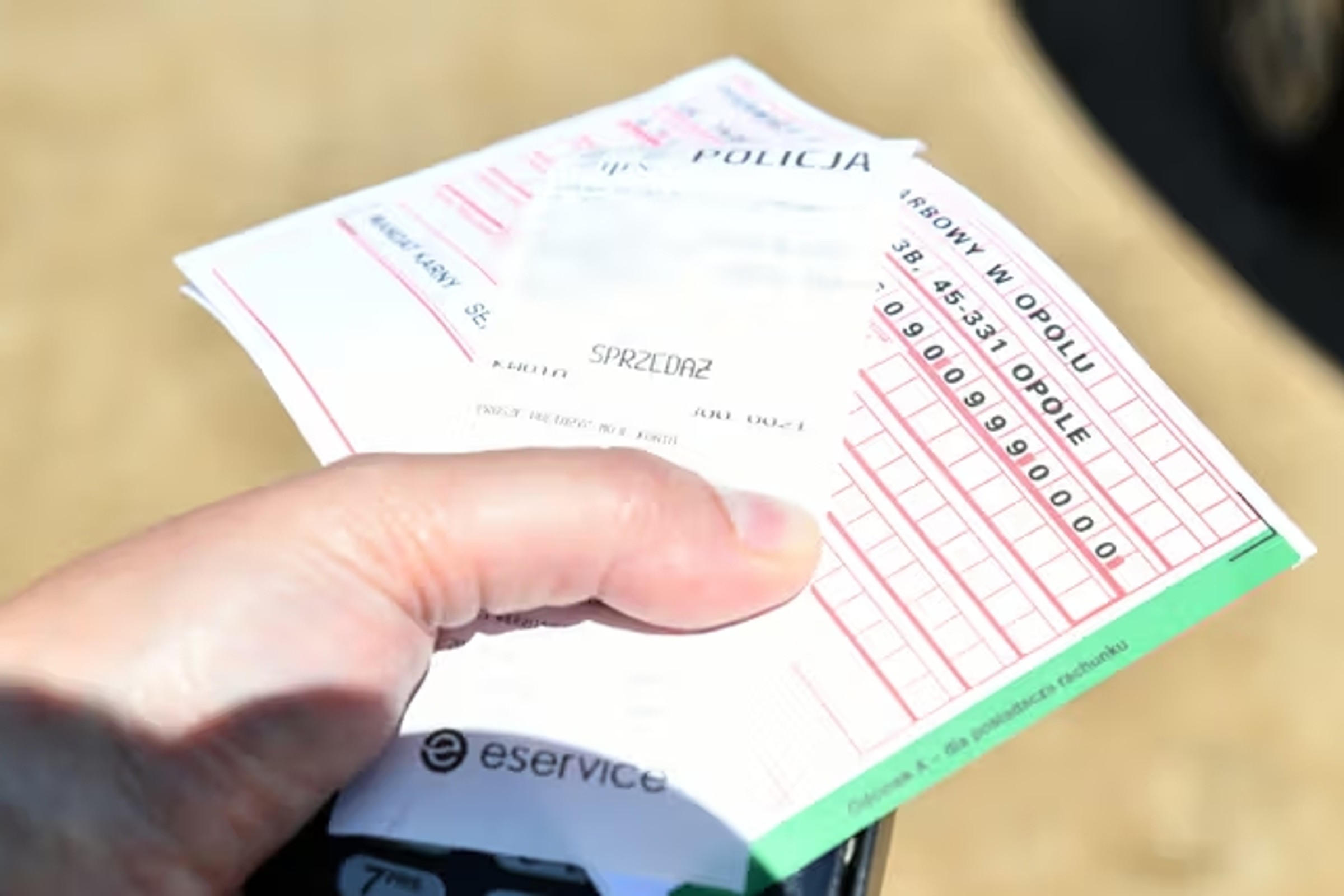 Przewozisz nieletniego pasażera? O tym koniecznie musisz pamiętać