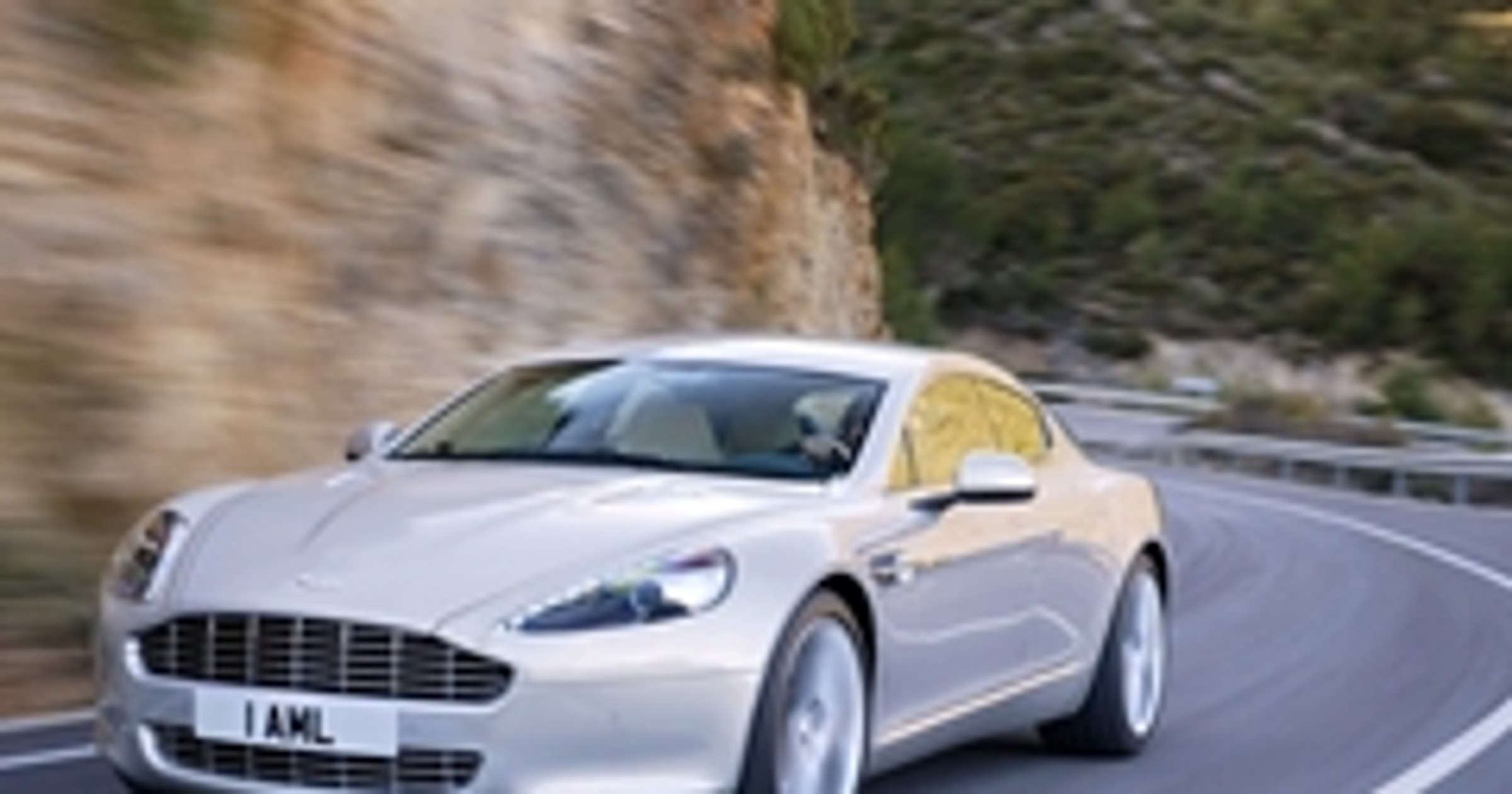 Aston Martin Rapide – z pięknem trzeba obcować
