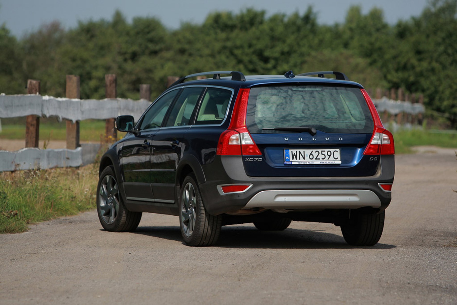 Test Volvo XC70 D3 Ocean Race: czy warto kupić przednionapędową wersję?