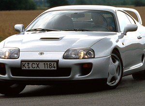 Używana Toyota Supra może kosztować nawet ponad 100 tys. zł. Czy naprawdę jest tak niesamowita?