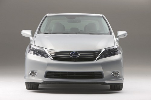 Lexus HS 250H - Oto nadchodzi mistrz oszczędności
