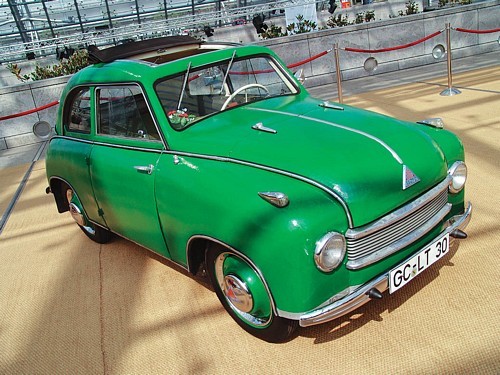 Maluchy z lat 50.