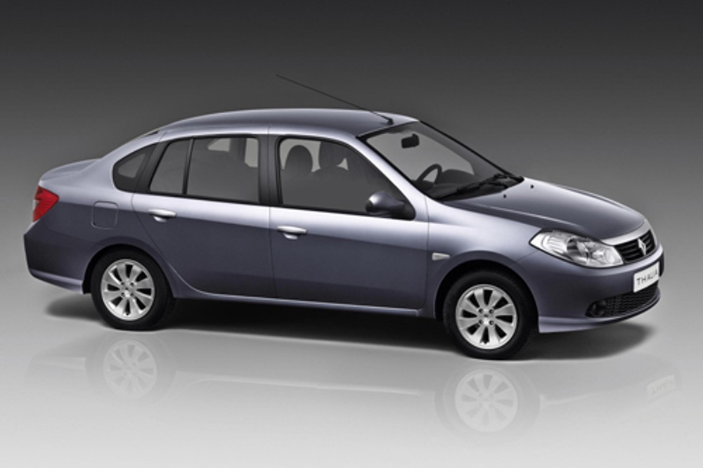 Nowy Renault Thalia łagodny sedan