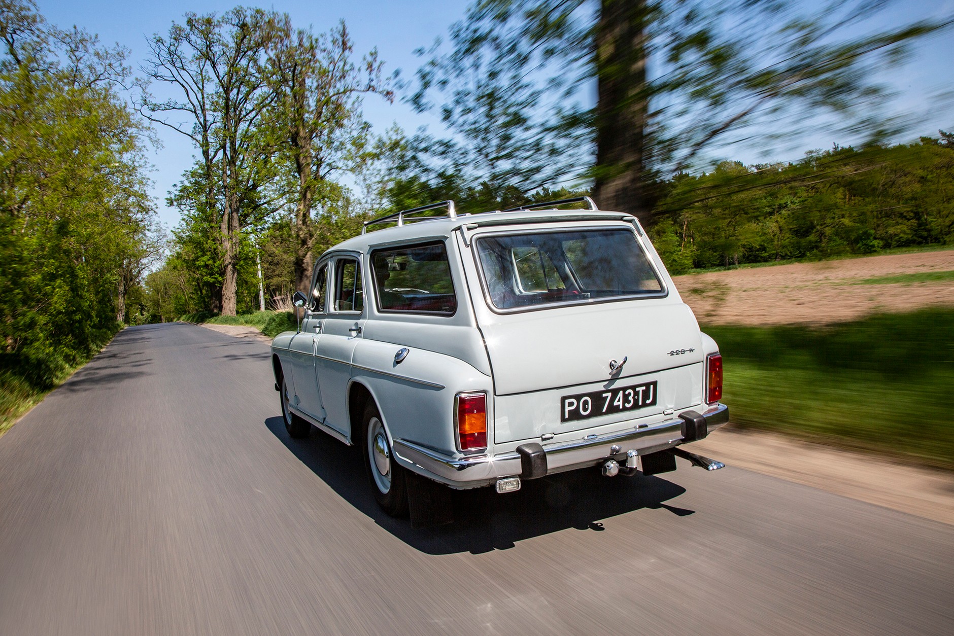 FSO Warszawa 223 K - z kombi jej do twarzy