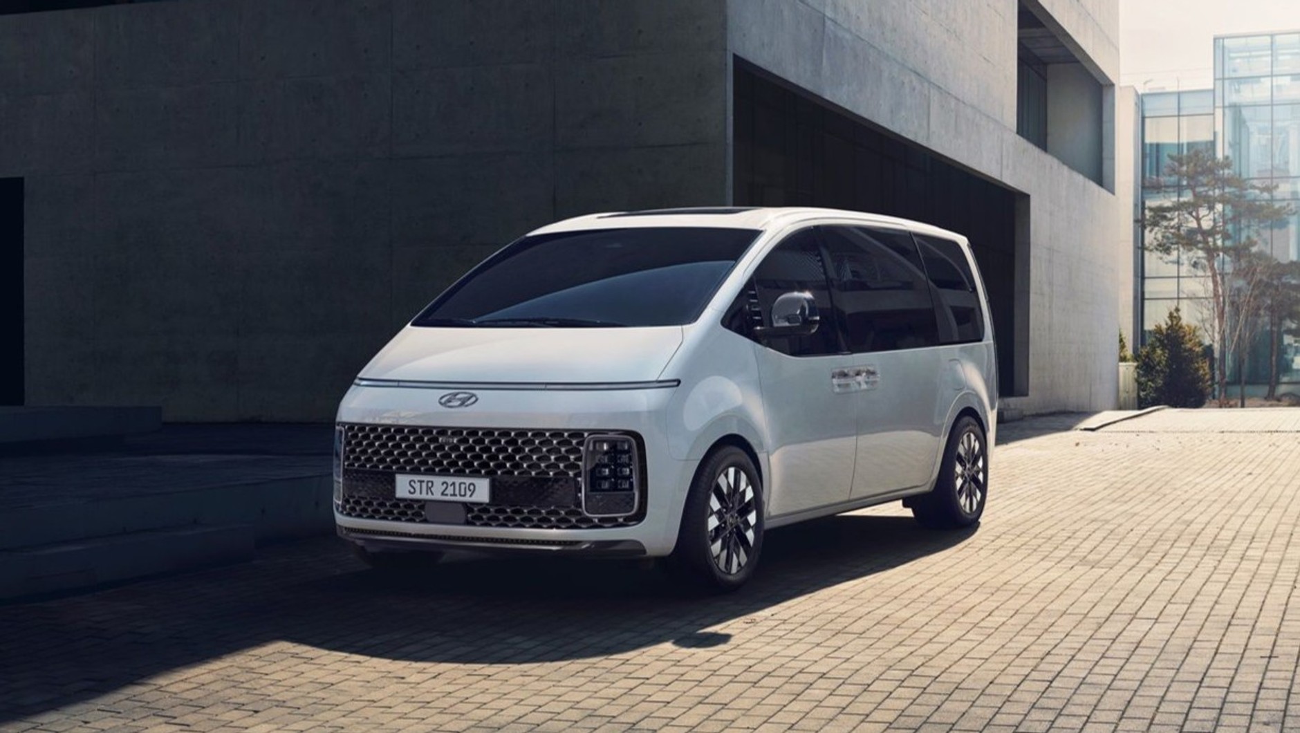 Hyundai Staria