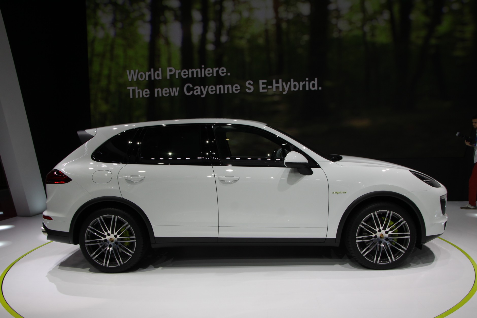 Porsche Cayenne S Hybrid (Paryż 2014)