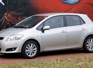 Test długodystansowy Toyoty Auris 1.6 - Nie wszystko złoto...