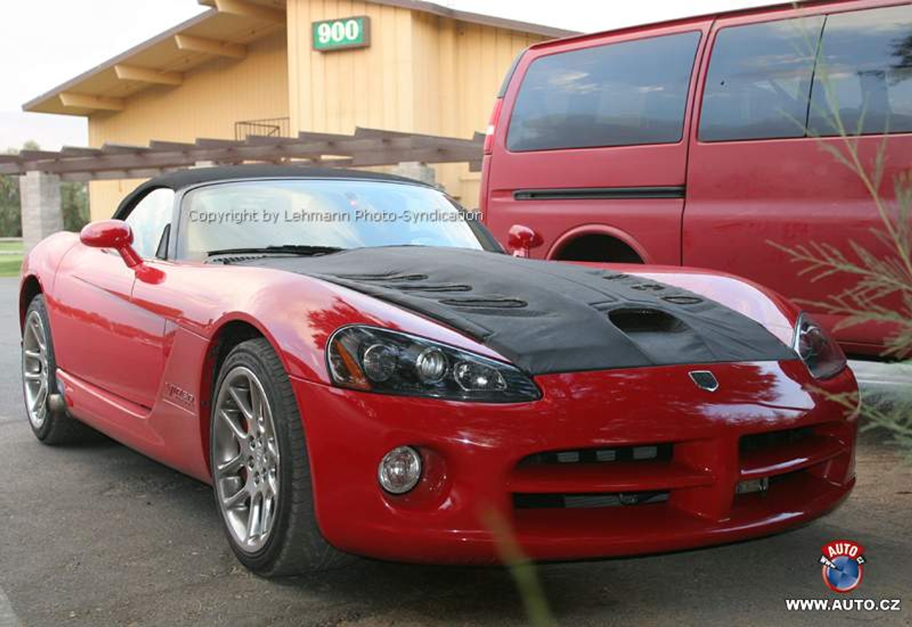 Zdjęcia szpiegowskie + film: Dodge Viper Diamondback