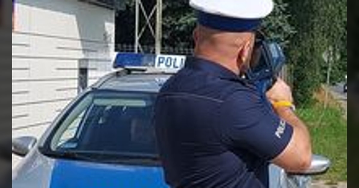  Policjanci zatrzymali kierowcę Audi. Dostał 5000 zł mandatu - Auto Świat