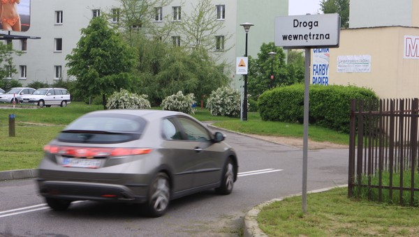 Droga wewnętrzna - czy obowiązują tu jakieś przepisy?
