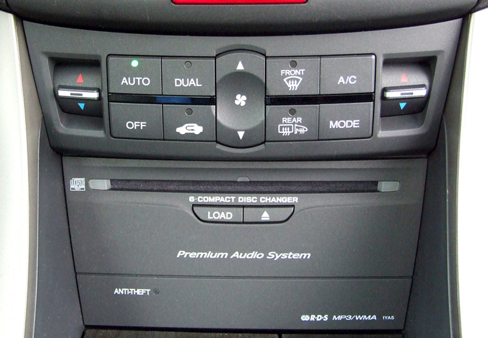 Honda: nowy Accord - dynamiczny i nowoczesny