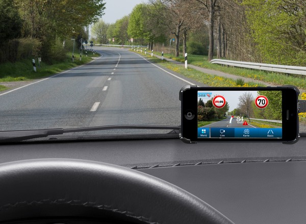 Rozpoznawanie znaków drogowych przez smartfon
