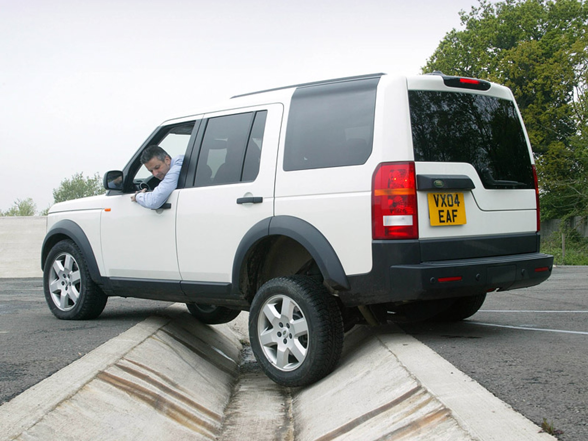 Land Rover wyprodukował 4 mln samochodów terenowych