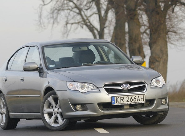 Subaru Legacy: pewne na drodze i w eksploatacji