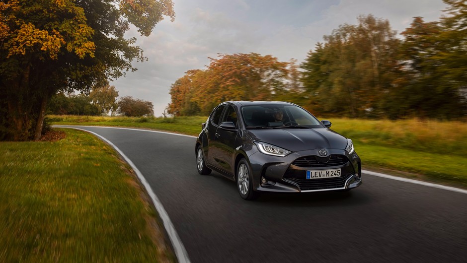 Mazda 2 Hybrid 2022