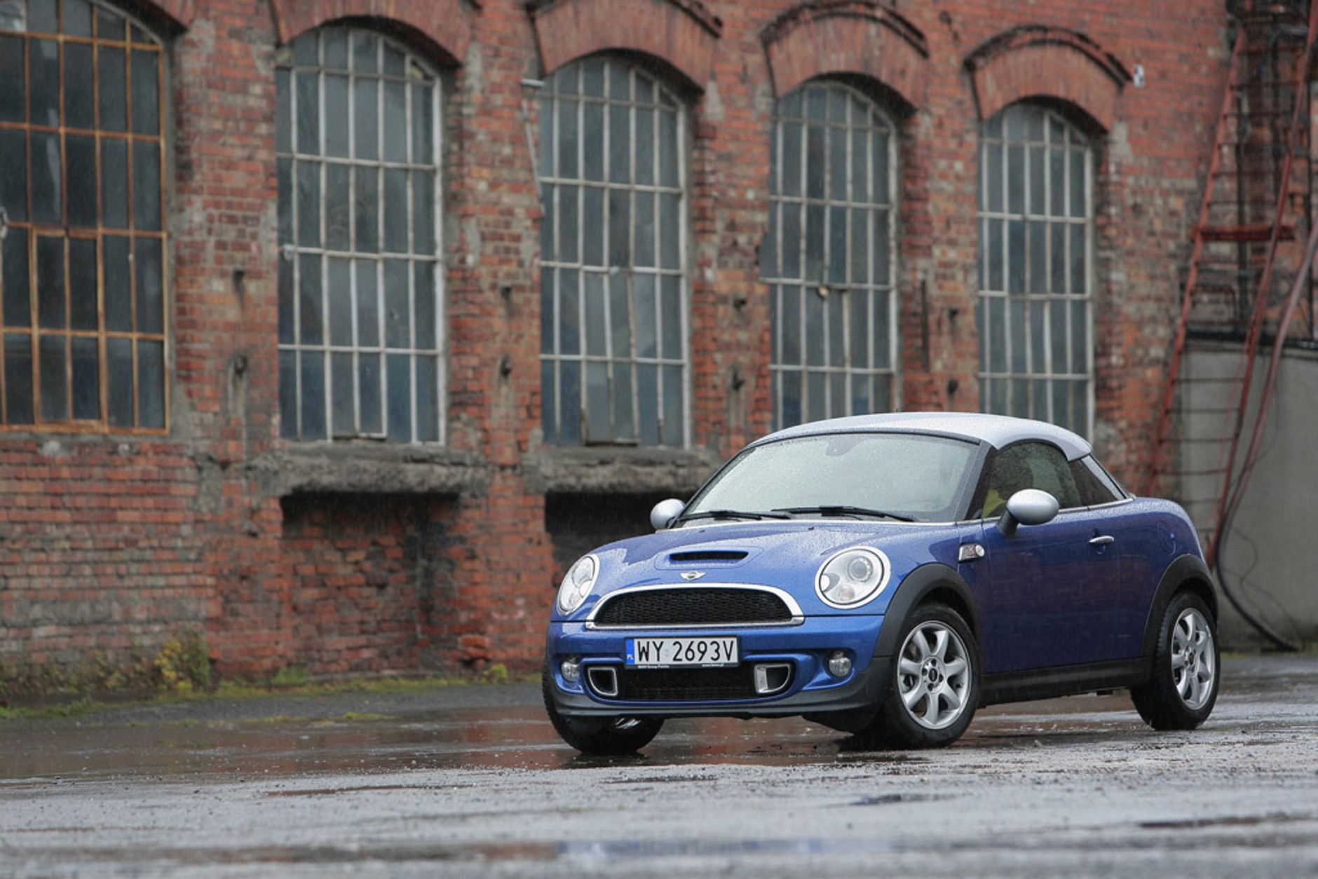 Mini Cooper S Coupé: rasowy oryginał