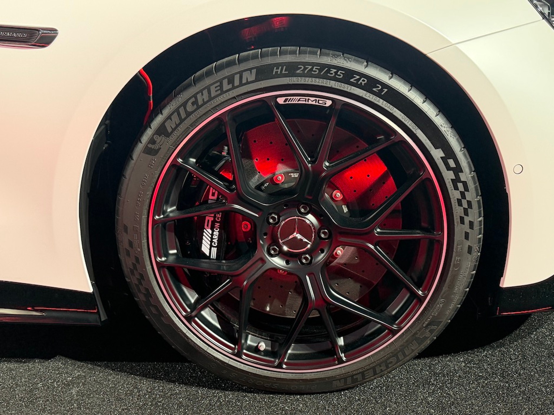 Nowy elektryczny Mercedes AMG GT 4-Door Coupe
