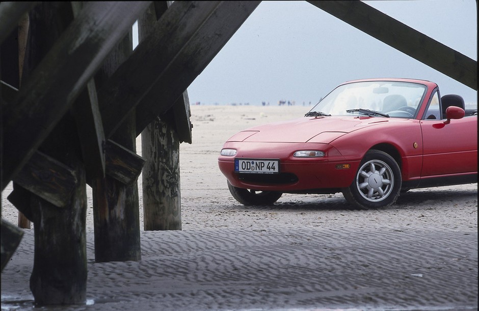 Mazda MX5 - Auto małe, lekkie, fajne i bez dachu - zdjęcia