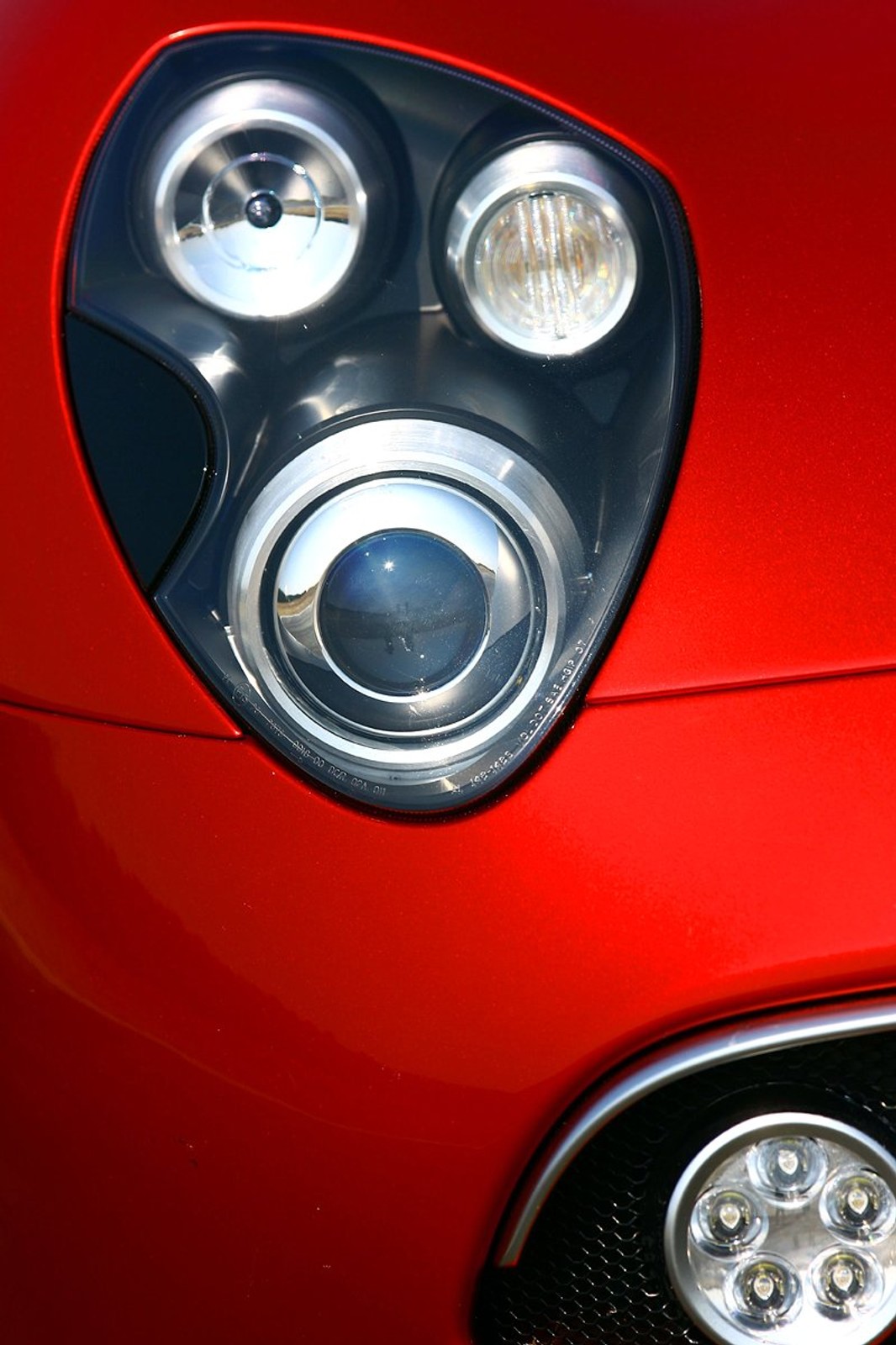 Alfa Romeo 8C Competizione GTA – premiera w czerwcu 2010