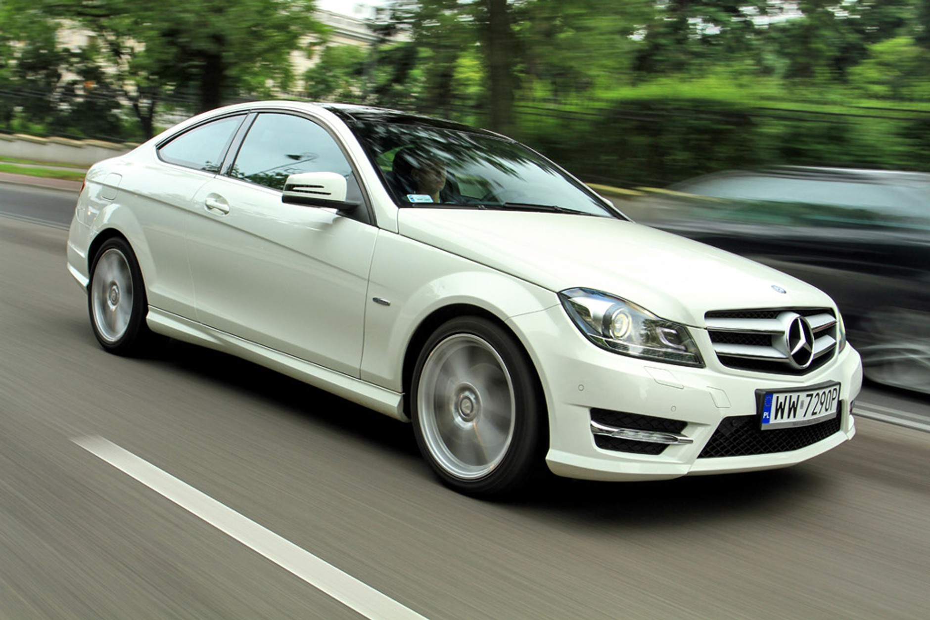 Mercedes C250 CDI: luksusowe coupé dla  oszczędnych