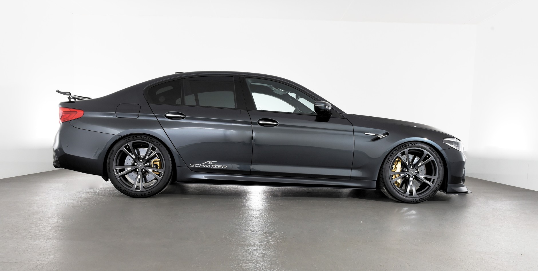 M5 AC Schnitzer