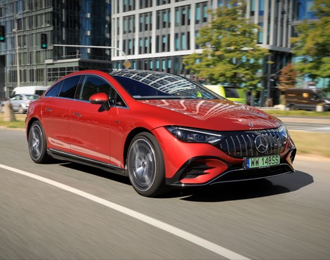 Mercedes-AMG EQE 43 4MATIC 2022 r. 1 generacja