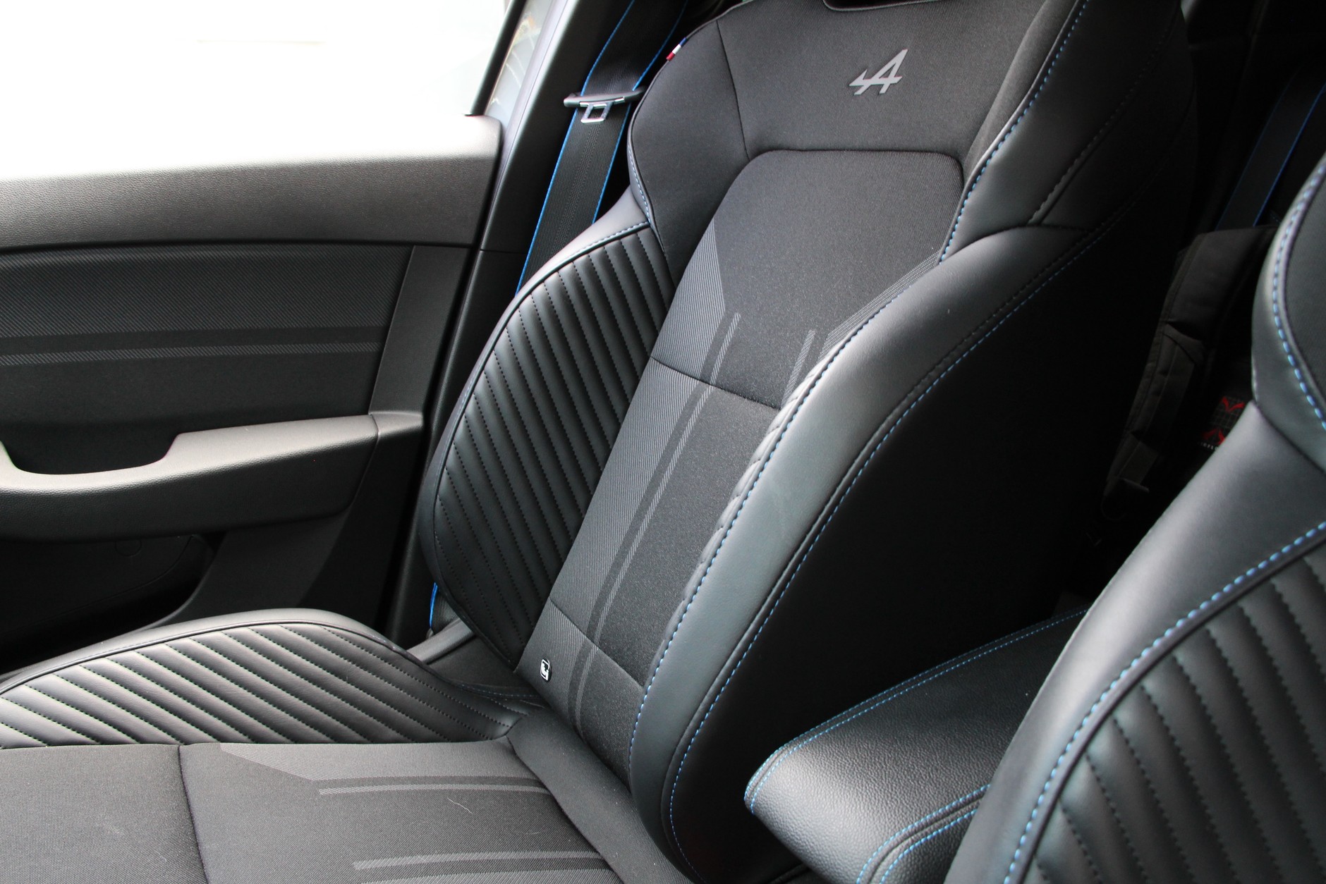 Renault Clio E-Tech Full Hybrid esprit Alpine