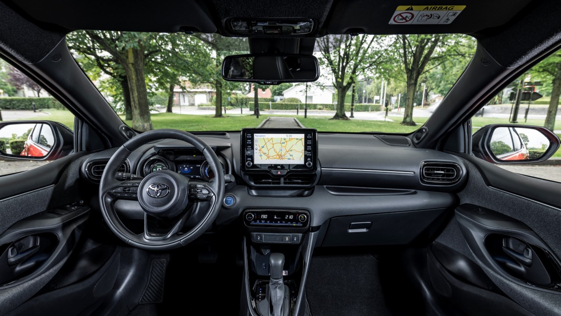 Toyota Yaris 4 generacja 2020 rok