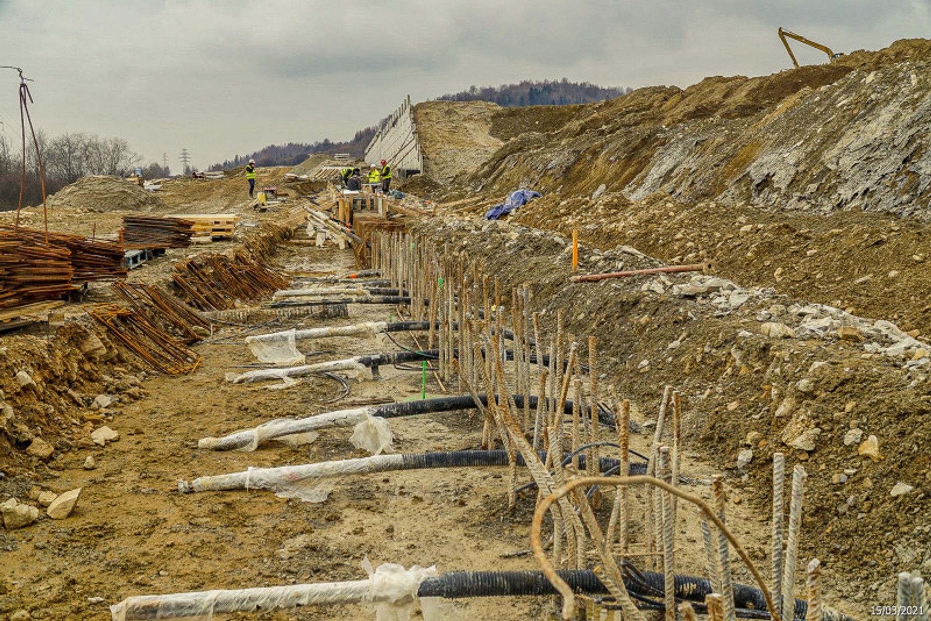 Droga S1. Rozpoczęto drążenie tuneli pod Baranią Górą