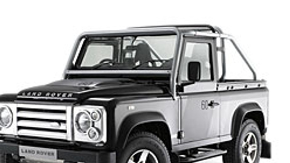 Land Rover Defender SVX: młodo wyglądający sześćdziesięciolatek
