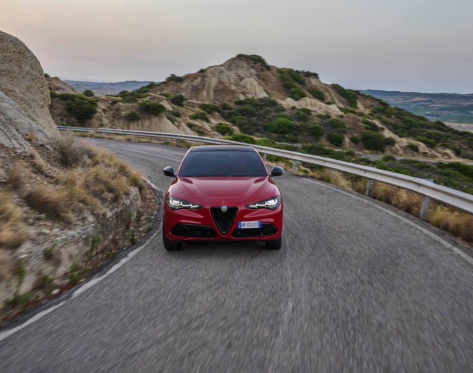 Alfa Romeo Stelvio Tributo Italiano