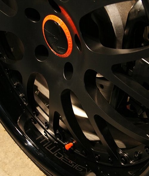 BMW M3 - Mroczne coupe od MW Design