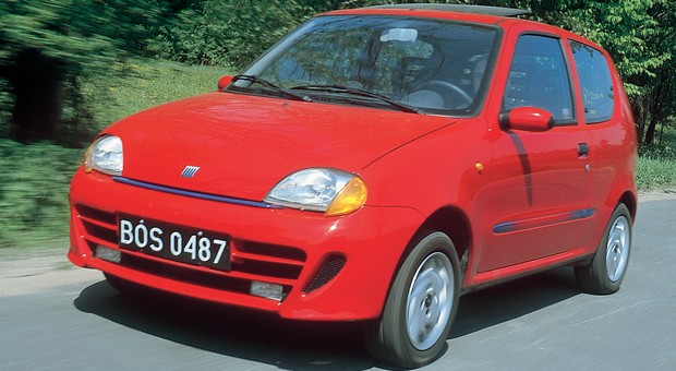 Polska motoryzacja ćwierć wieku temu – kwiecień 1998 r. Wszyscy czekali na Seicento