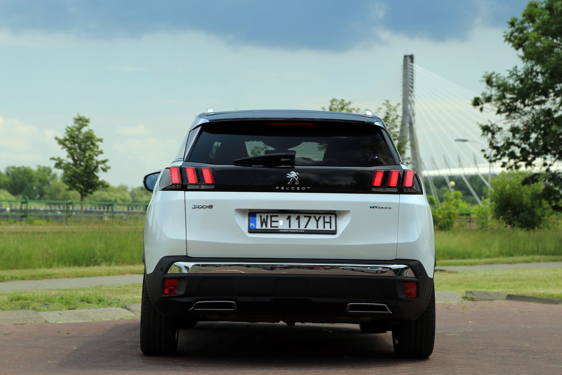 Peugeot 3008 HYbrid4