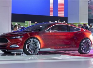 Frankfurt 2011: zobacz jak budowano Forda Evos