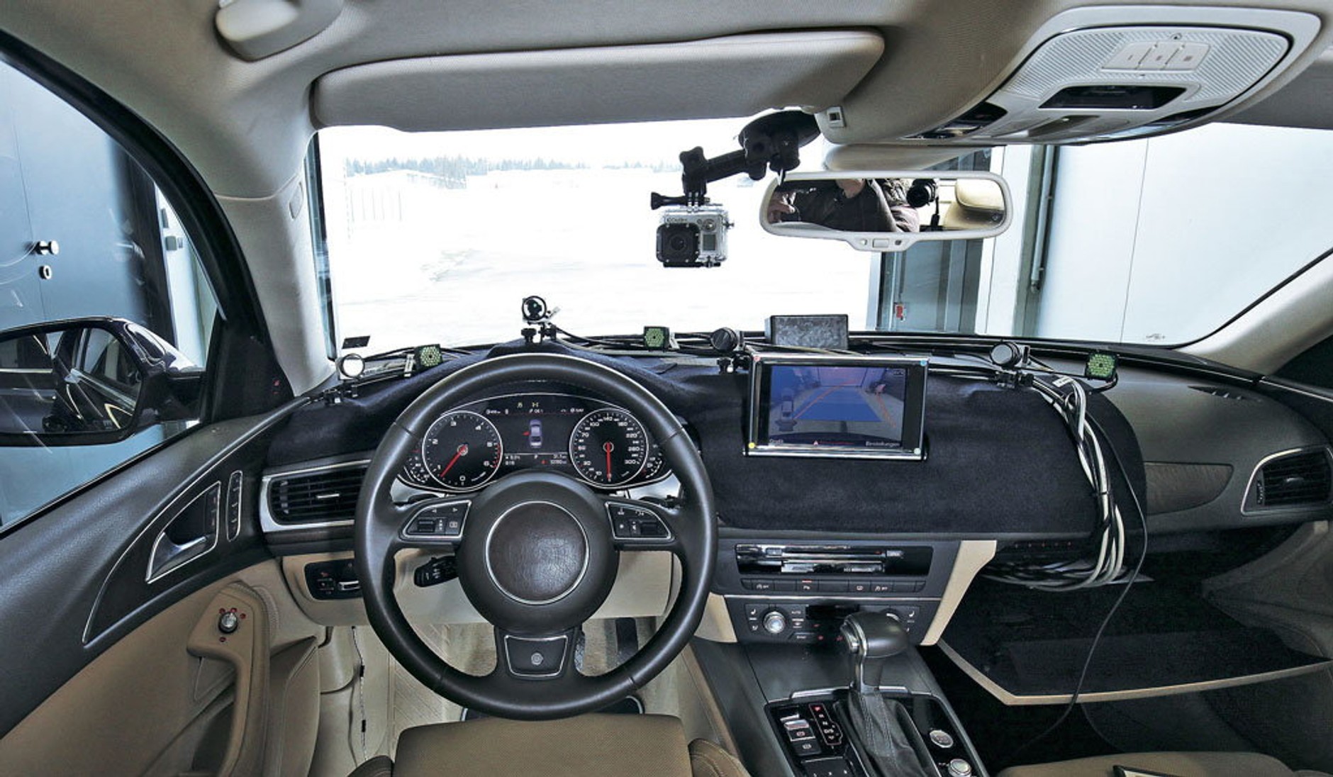 Telefon, narkotyki czy alkohol: co najbardziej rozprasza kierowcę?