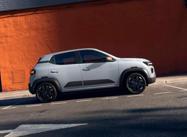 Dacia Spring w Polsce z nowymi silnikami i baterią. Ceny od 66 500 zł