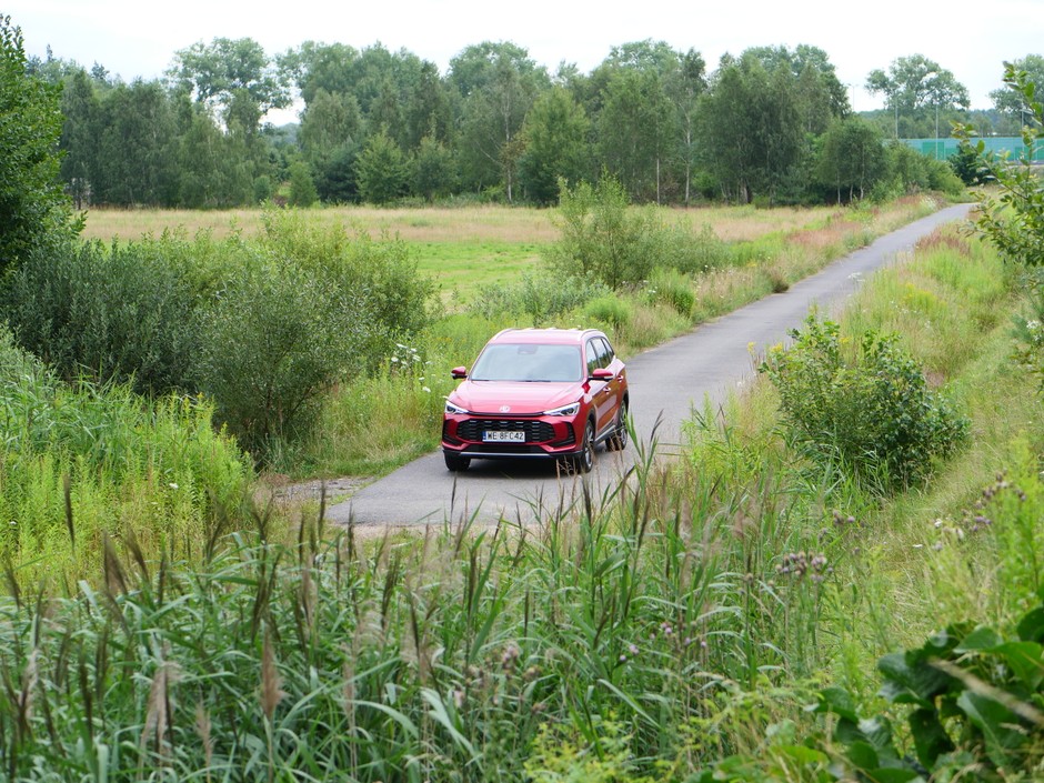 MG ZS Hybrid +