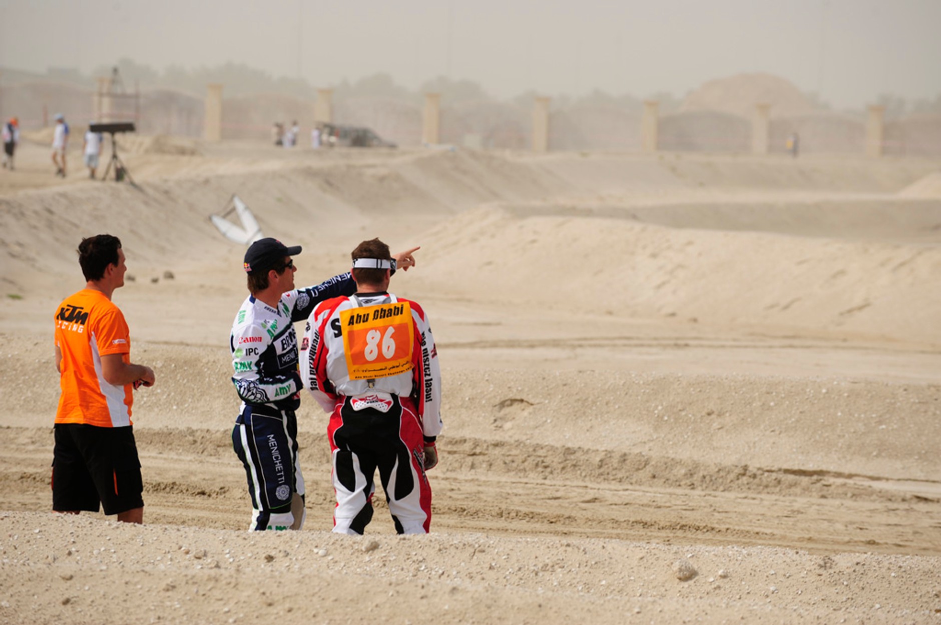 Abu Dhabi Desert Challenge 2010: Rafał Sonik 10. w prologu