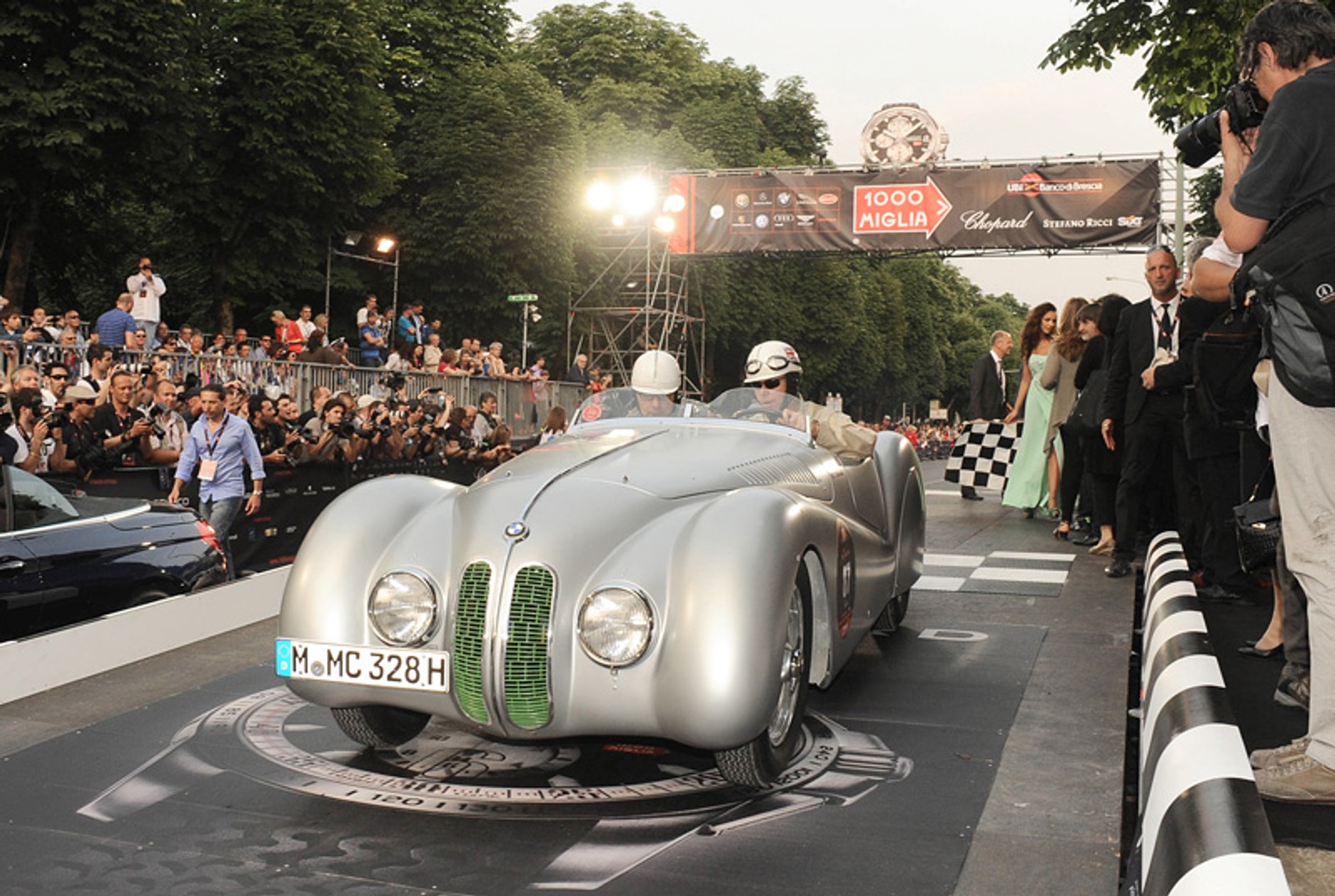 Zobacz zdjęcia z Mille Miglia 2011